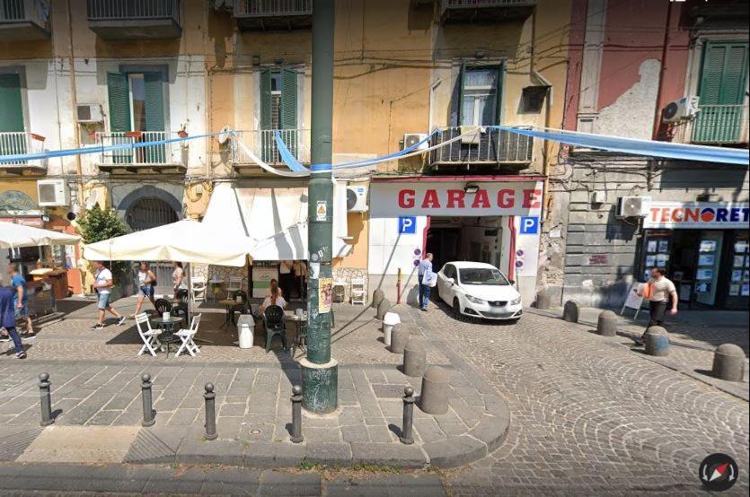 Casa Latina Bed & Breakfast Napoli Bagian luar foto