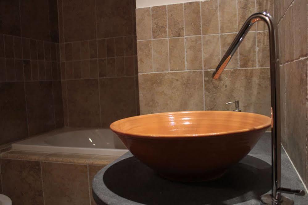 Casa Latina Bed & Breakfast Napoli Bagian luar foto